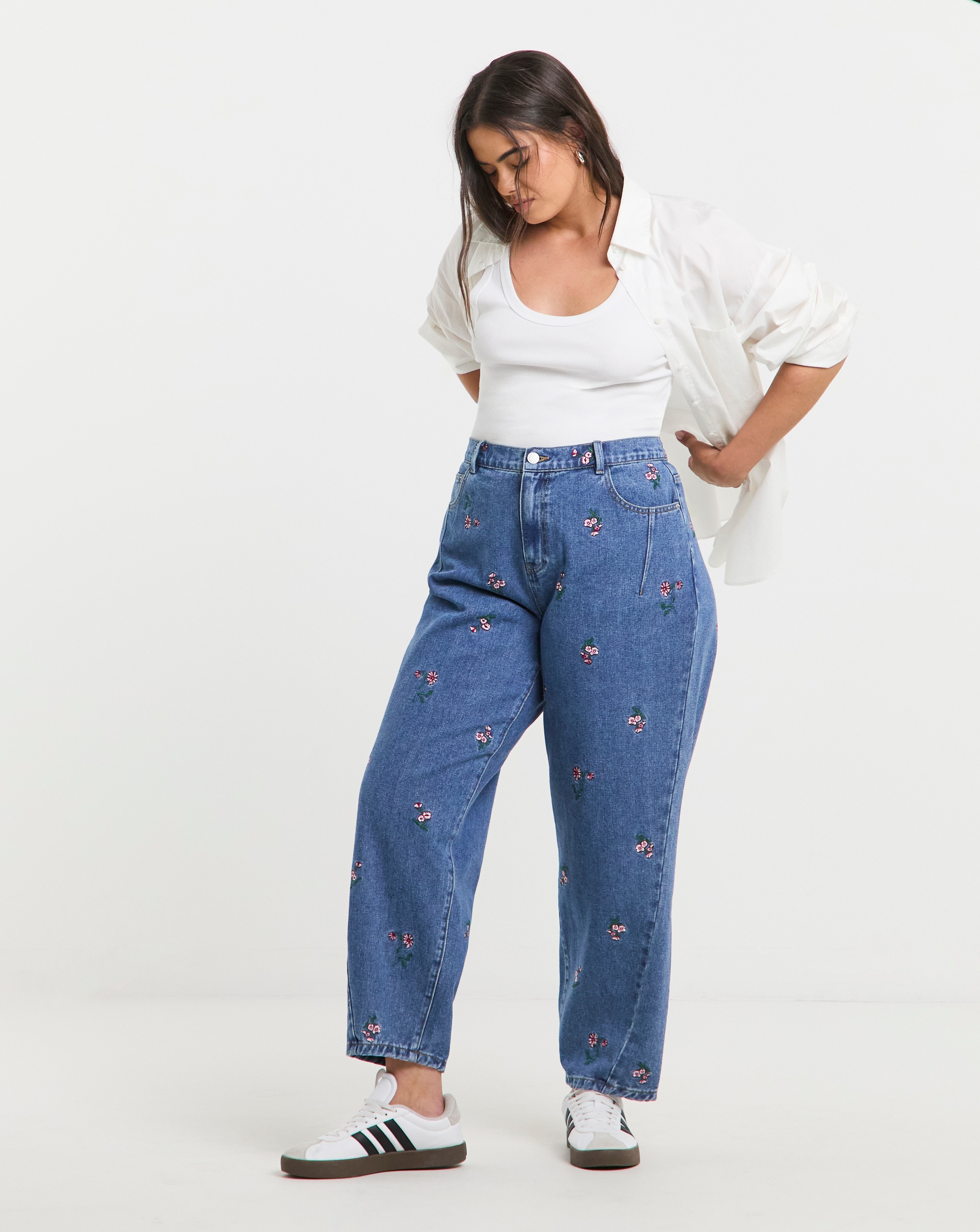 Mid Wash Floral Embroidered Barrel Leg Jeans