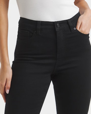 Black 24/7 Stretch Skinny Jeans