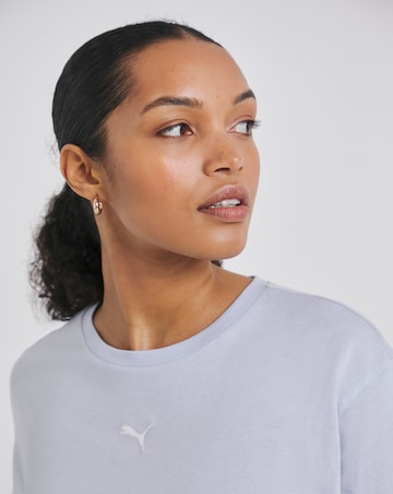 PUMA Essentials No.1 Logo Relaxed T-Shirt