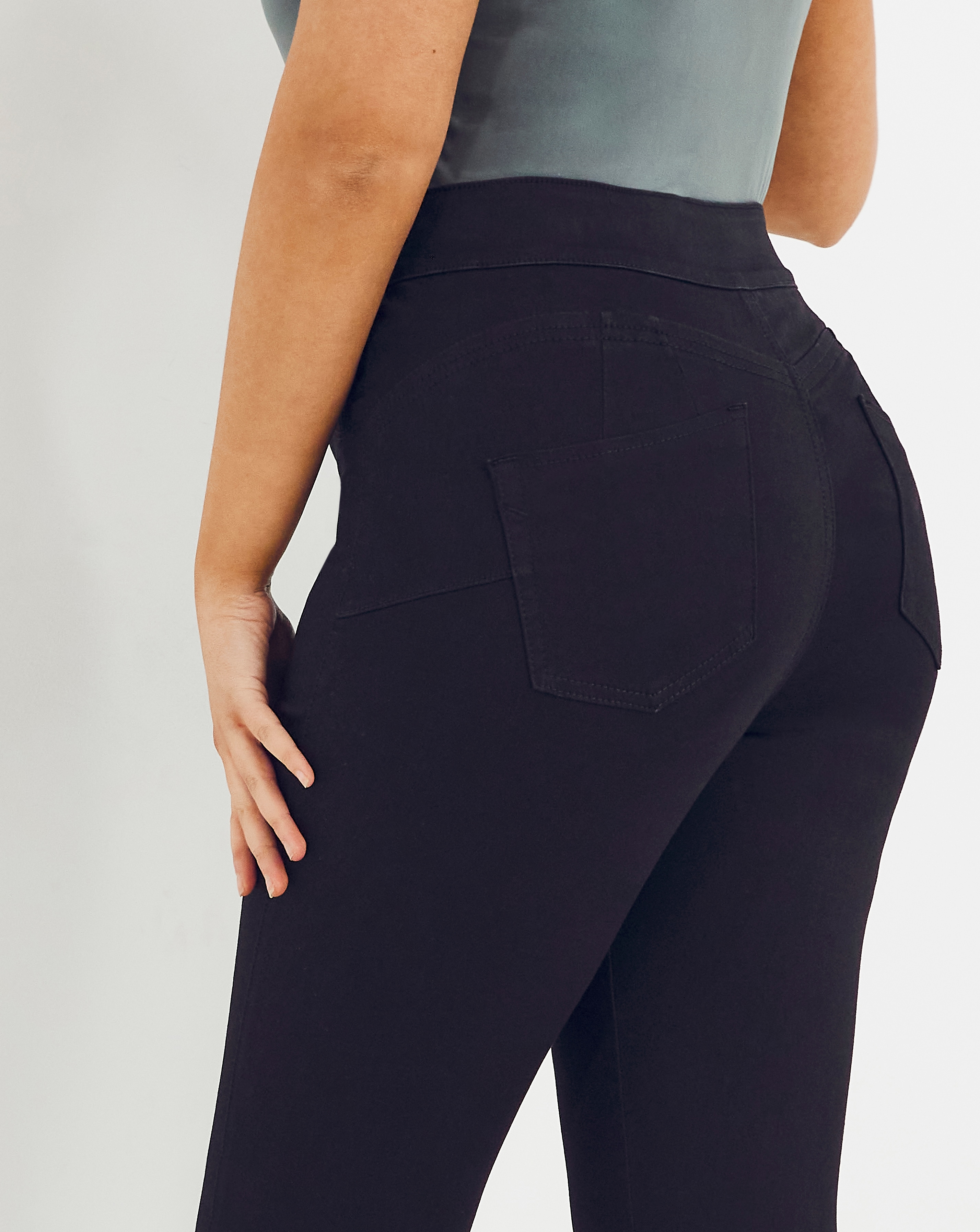 Sculpt & Define Black Skinny Jeggings