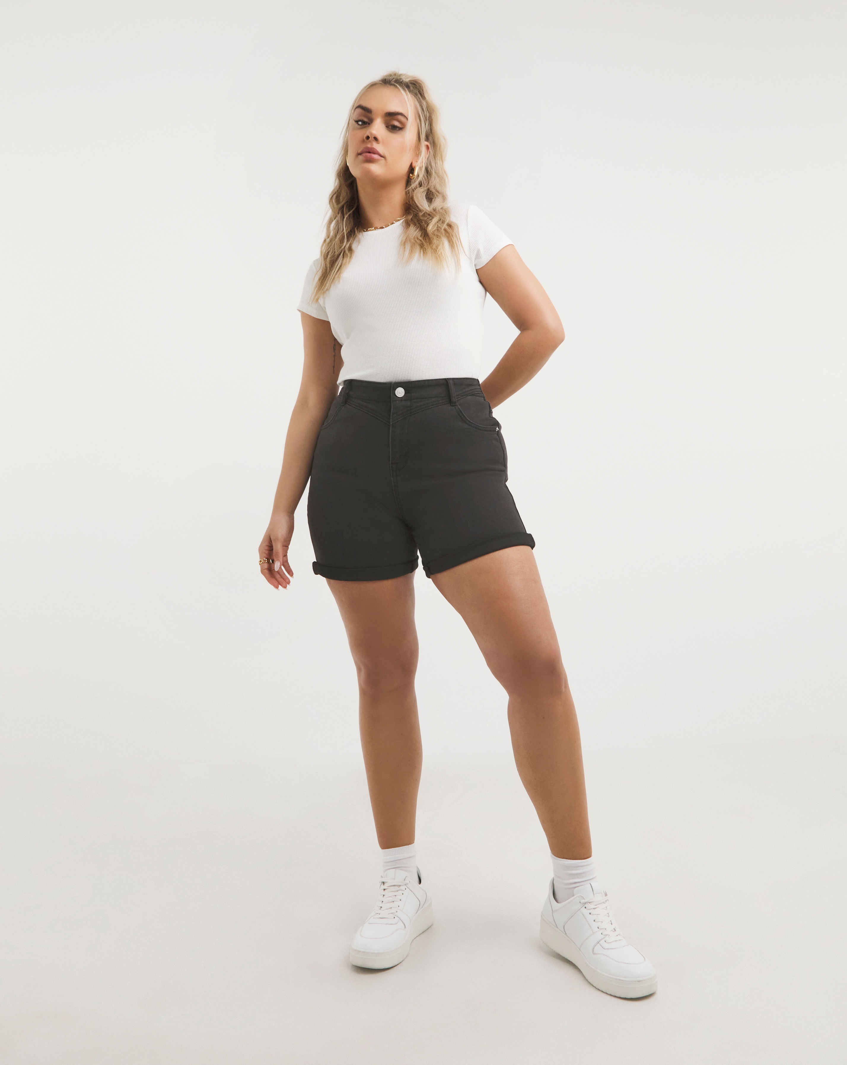 Cinch Back Loose Mom Shorts Simply Be