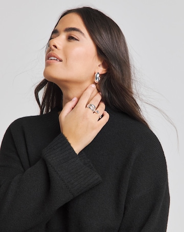 Black Crew Neck Knitted Jumper