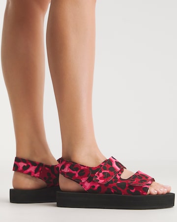 Dream Touch And Close Active Flat Sandals Extra Wide EEE Fit