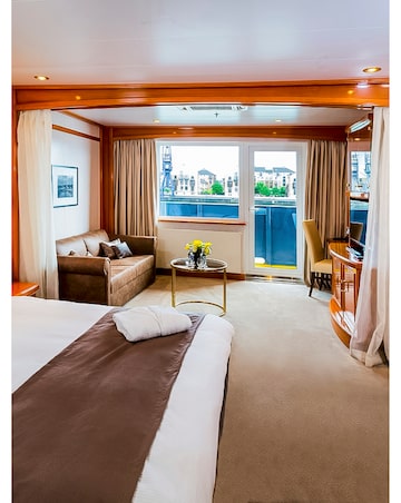 Luxury Yacht Overnight Stay & Afternoon Tea on the Sunborn