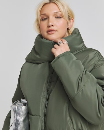 Khaki Round Neck Jacket With Detachable Scarf