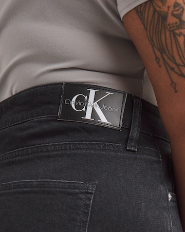 Calvin Klein Jeans Mom Jean
