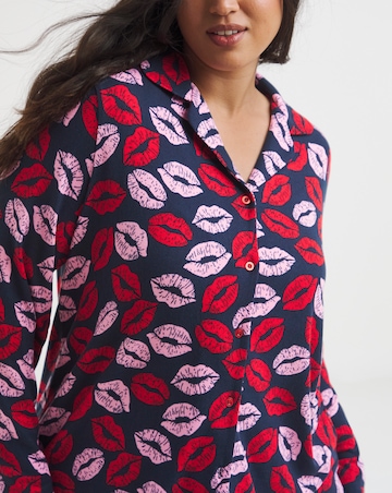 Pretty Secrets Soft Knit Lip Print Revere Pyjama Set