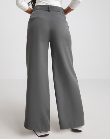 Wide Leg Tailored Trousers