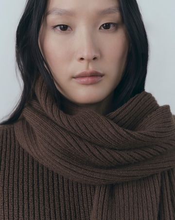 Mango Capri Cable Knit Cape