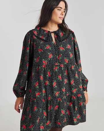Ditsy Print Lace Trim Collar Smock Dress