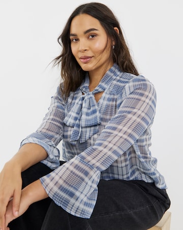 Pussybow Check Blouse
