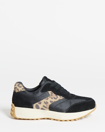 Akira Retro Runner Trainer - Extra Wide Fit (EEE)