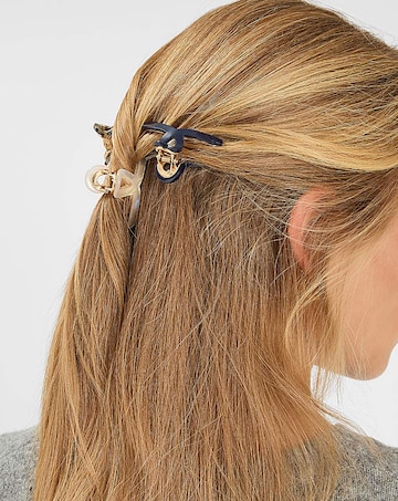 Accessorize 3-Pack Resin Twist Claw Clips