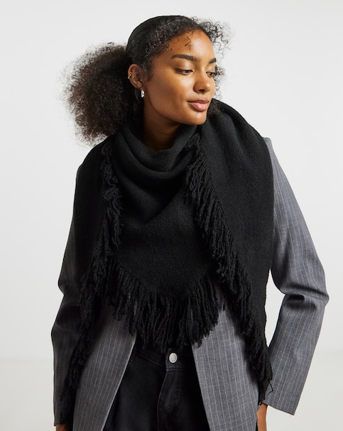 Fringe Detail Wrap Scarf