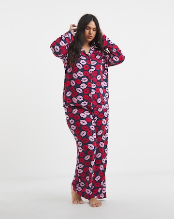 Pretty Secrets Soft Knit Lip Print Revere Pyjama Set