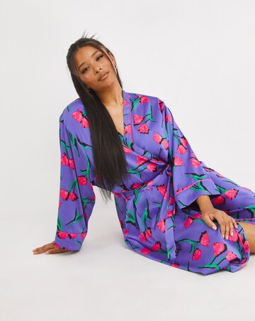 Nobodys Child Satin Long Sleeve Robe