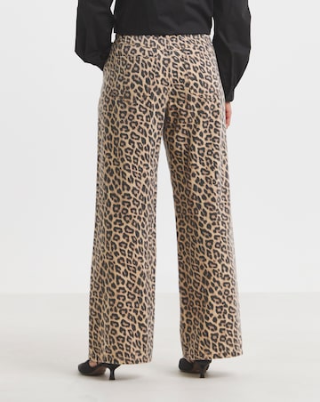 Leopard Print Denim Pleat Wide Leg Jeans