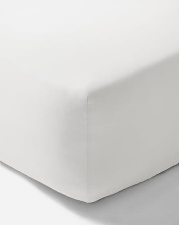 Non Iron Plain Dye Extra Deep 38cm Fitted Sheet