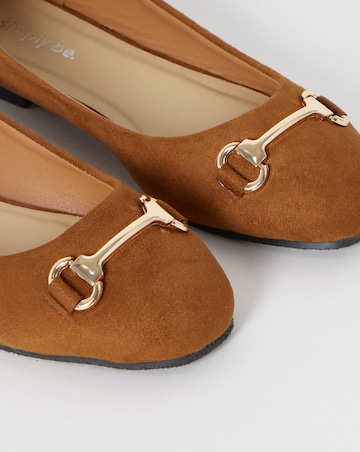 Tandra Classic Ballerina With Snaffle Trim - Wide Fit (E)