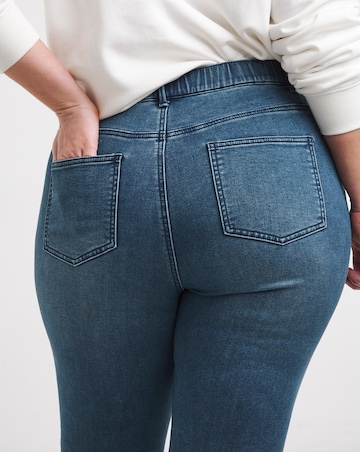 Mid Wash Cosy Finish Skinny Jeans