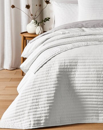 Bianca Quilted Lines Bedspread