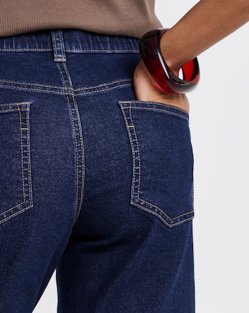 Indigo 24/7 Knee Short