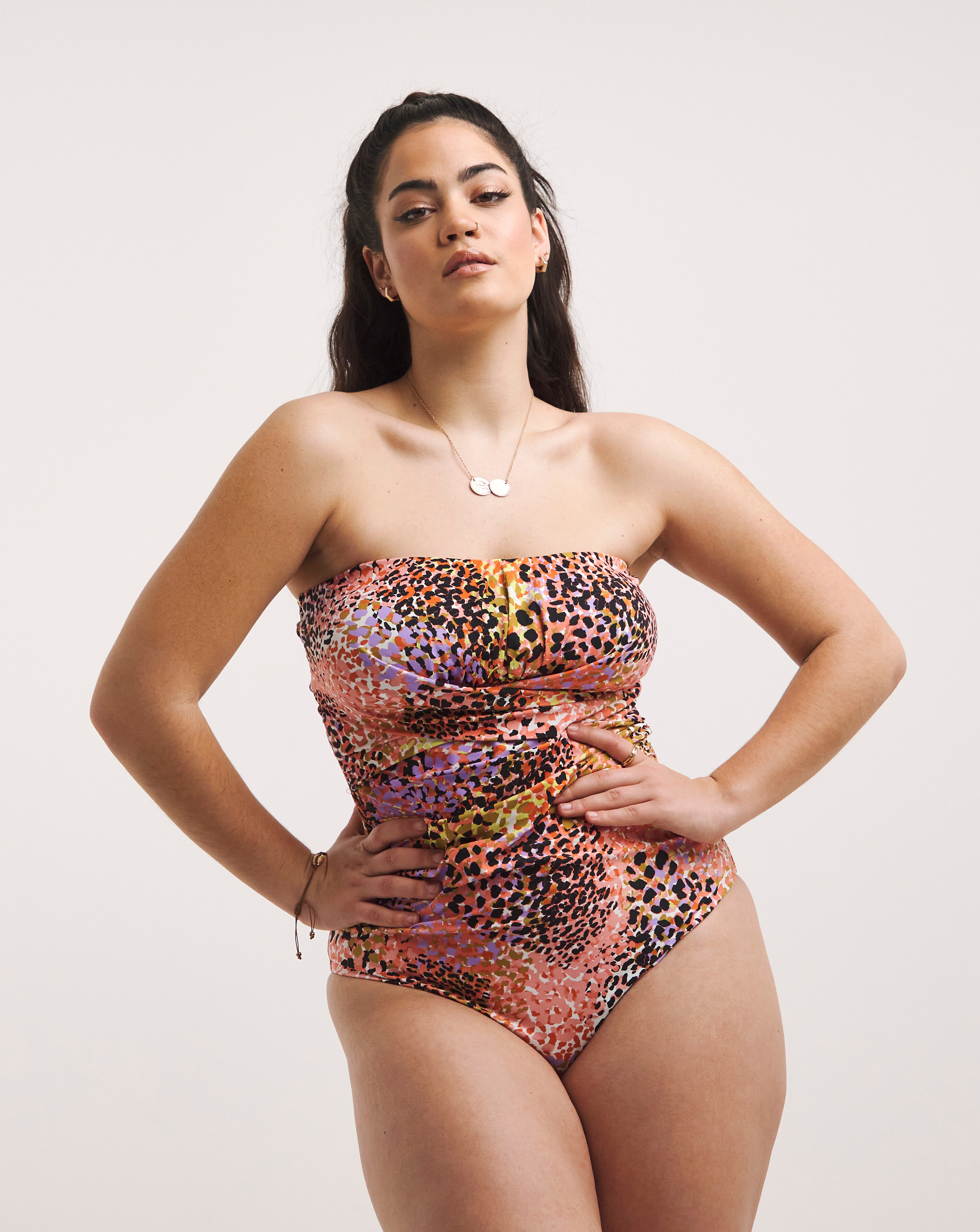 MAGISCULPT Bandeau Swimsuit