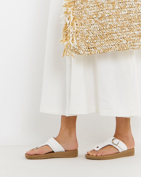 Jinx Toe Post Comfort Sandals - Wide Fit (E)
