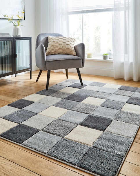Sara Carved Chequerboard Rug