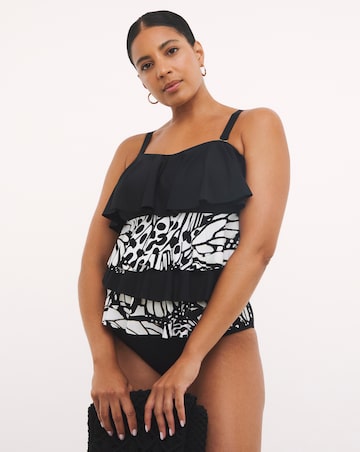 MAGISCULPT Ruffle Swimsuit