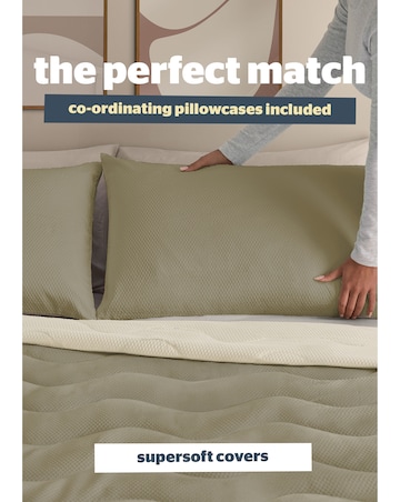 Silentnight Summer Breeze Seersucker Coverless 4.5 Tog Duvet and Pillowcase Set