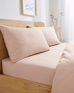 Non Iron Plain Dye 30cm Fitted Sheet