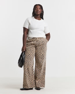 Leopard Print Denim Pleat Wide Leg Jeans