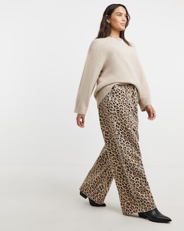 Leopard Print Denim Pleat Wide Leg Jeans - Image