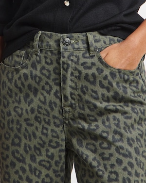 SBE Olive Leopard Straight Leg Jeans - Image 3