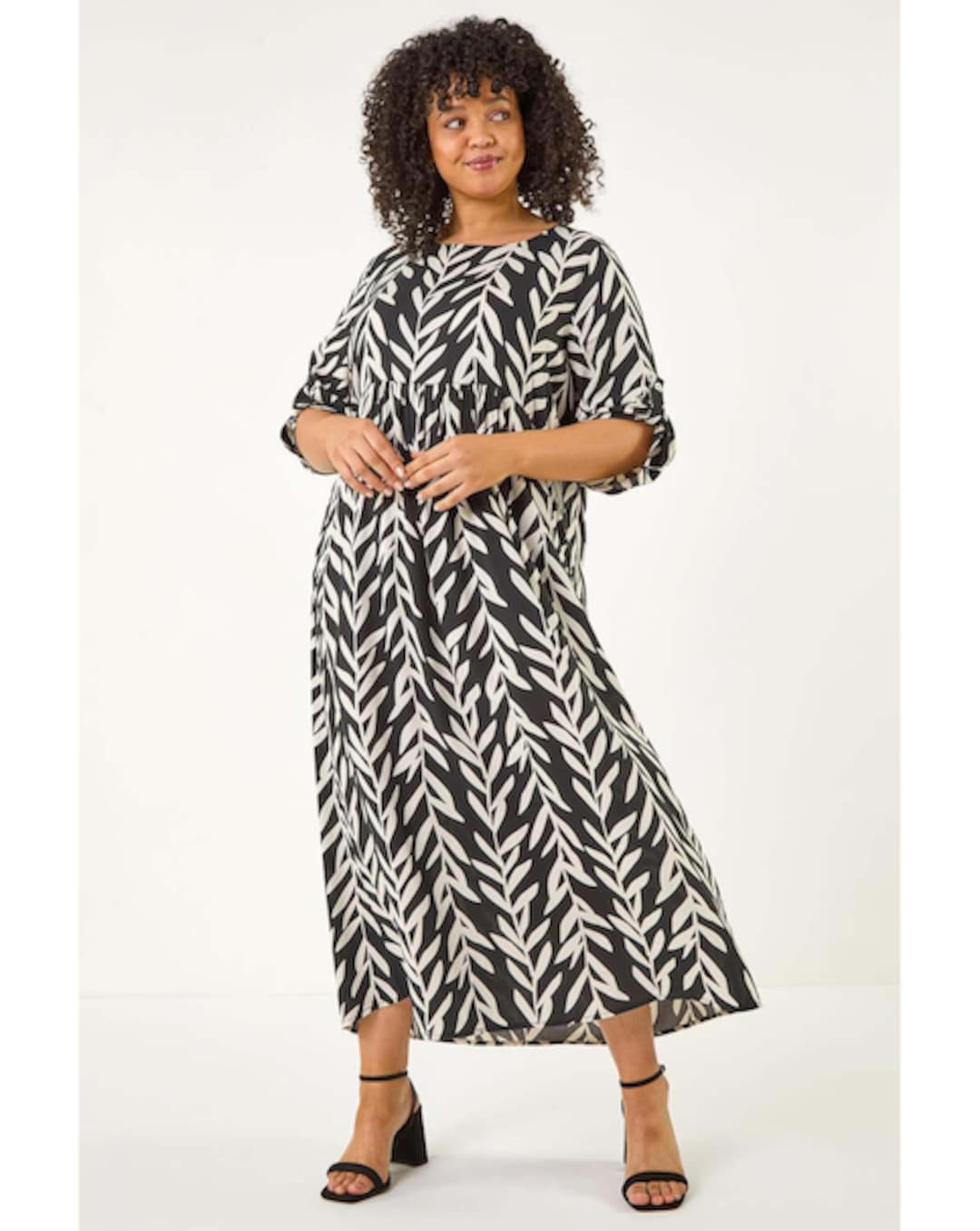 Women's Black 3/4 Length Sleeve Dresses | Simply Be