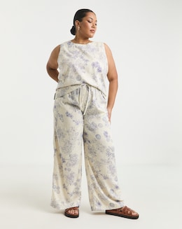 Floral Linen Blend Vest Top