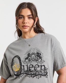 Washed Grey Queen License T-Shirt