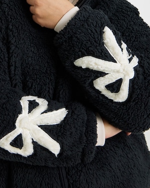 Sherpa Teddy with Bow Sleeve Detail - Image 4