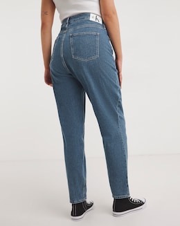Calvin Klein Jeans Mom Jean Ankle