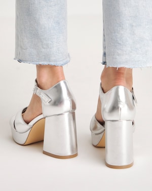 Cross Platform Heeled Sandals Standard - Image 4