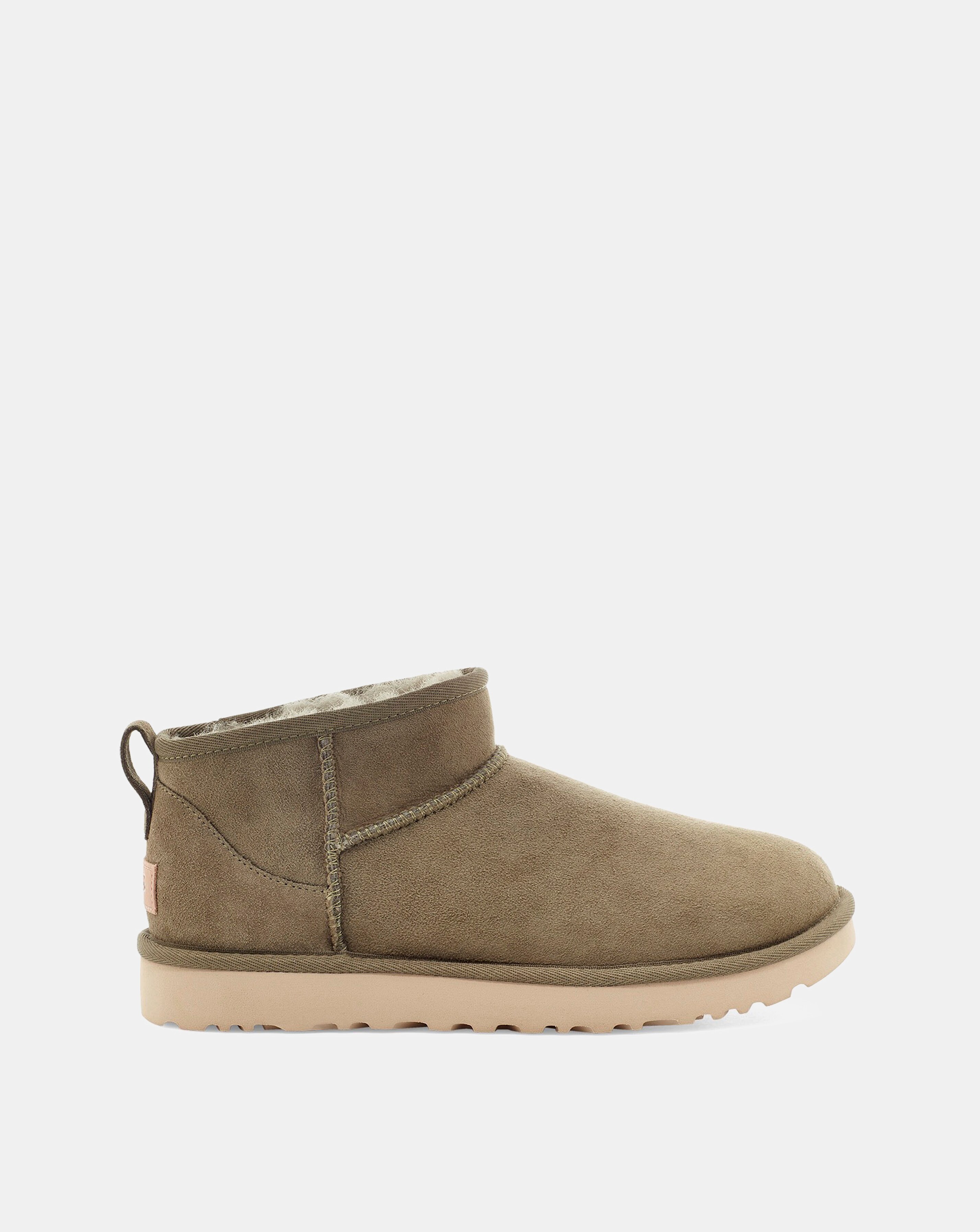wide fit uggs