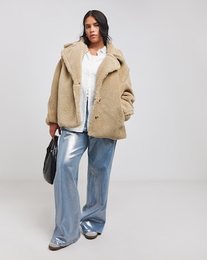 Biscuit Teddy Biker - Image 1