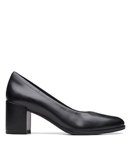 Clarks Freva55 Court Wide Fitting Shoes