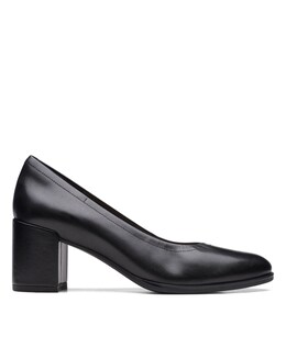 Clarks Freva55 Court Standard Fitting Shoes