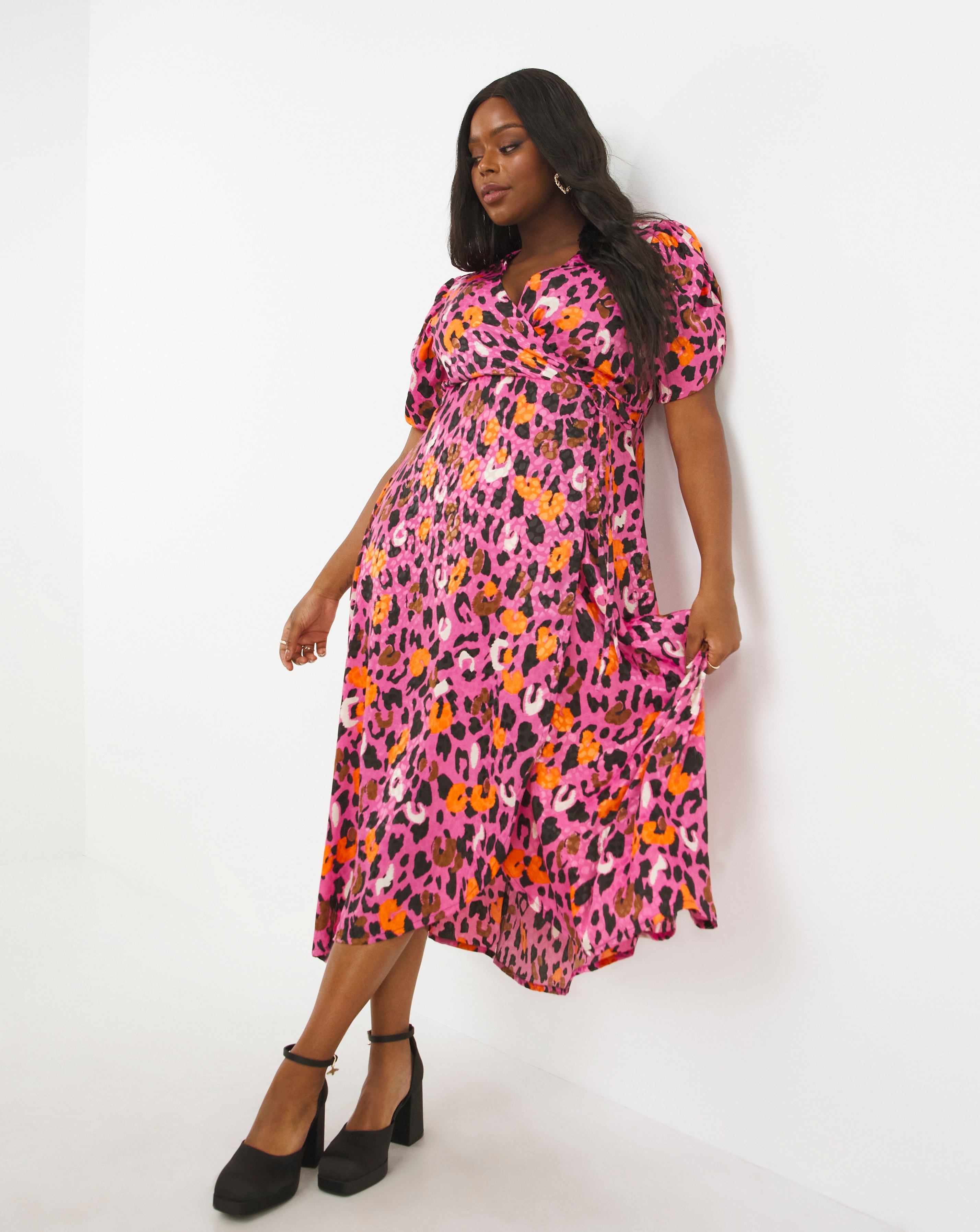 Plus Size Dresses | Curve Dresses in 