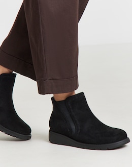 Heavenly Soles Rashida Low Wedge Chelsea Boots - Extra Wide Fit (EEE)