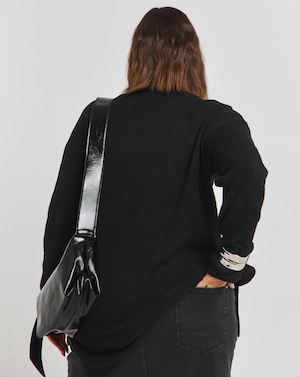 Black Slouchy V Neck Longline Jumper - Image 2