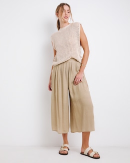 Natural Pleated Extreme Wide Leg Culotte