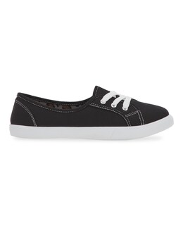 Goulburn Classic Lace Up Plimsolls Wide Fit